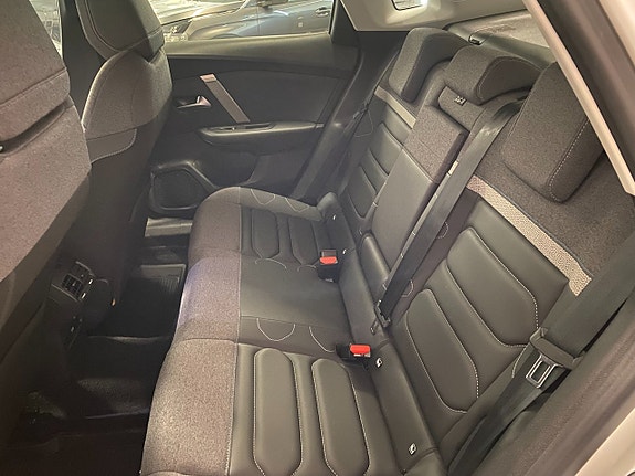 Citroen C4 X 7 of 21