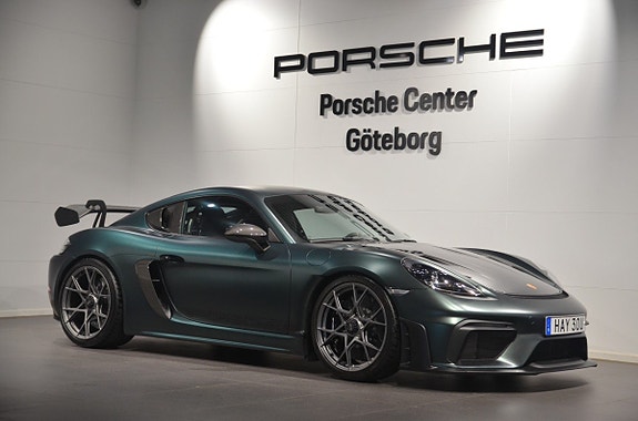 Porsche 718 Cayman GT4 RS