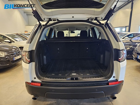 Land Rover Discovery Sport 8 of 17