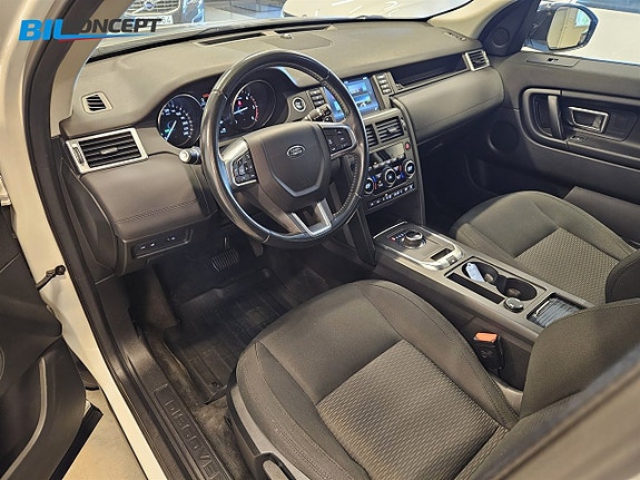 Land Rover Discovery Sport 12 of 17