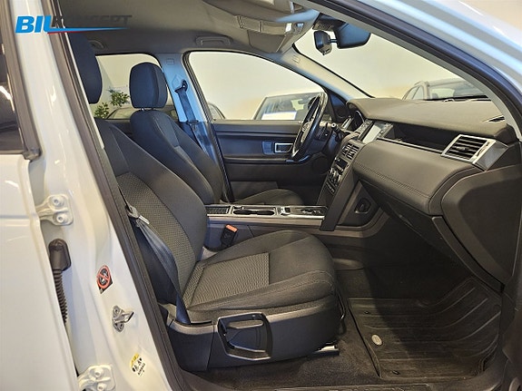 Land Rover Discovery Sport 9 of 21