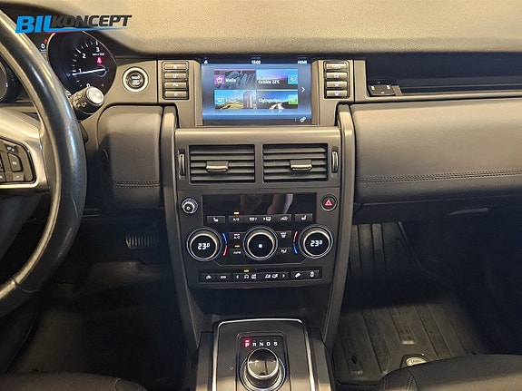 Land Rover Discovery Sport 15 of 17
