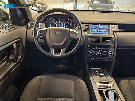 Land Rover Discovery Sport 14 of 17