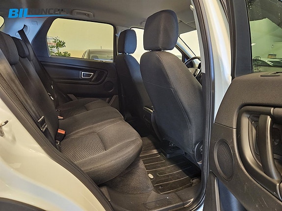 Land Rover Discovery Sport 11 of 17