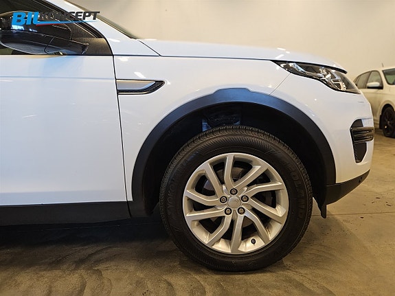 Land Rover Discovery Sport 8 of 21