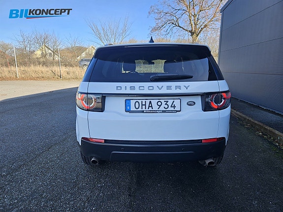 Land Rover Discovery Sport 5 of 5