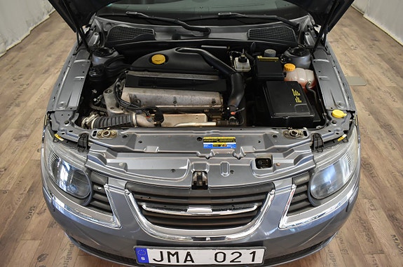 Saab 9-5 9 of 17
