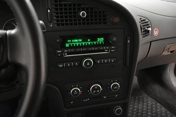 Saab 9-5 17 of 17
