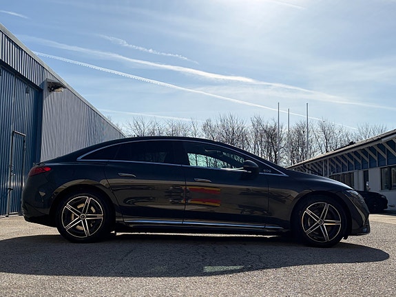 Mercedes-Benz EQE300 5 of 23