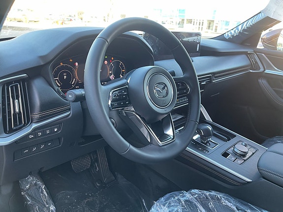 Mazda CX-80 10 of 17