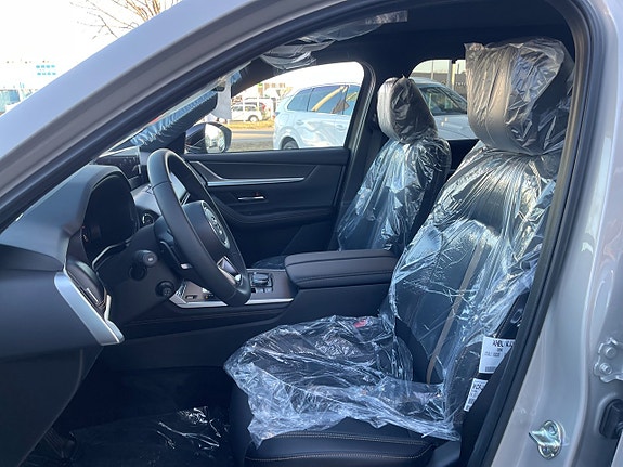 Mazda CX-80 8 of 17