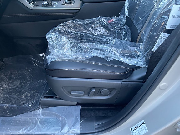Mazda CX-80 9 of 17