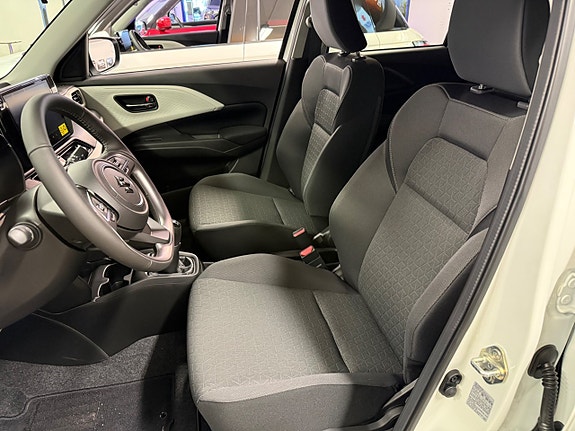 Suzuki Swift 5 of 5
