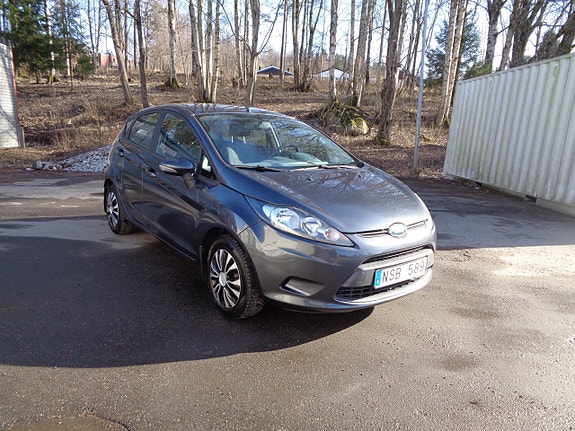 Ford Fiesta 3 of 10
