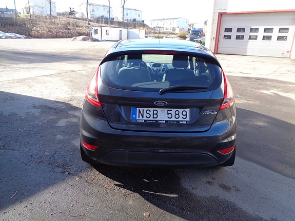Ford Fiesta 6 of 10