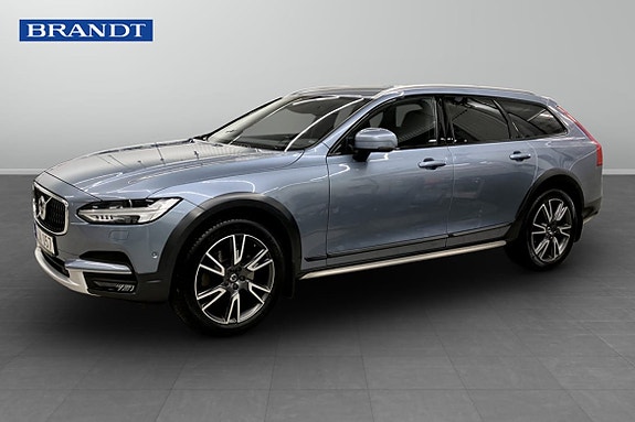 Volvo V90 Cross Country