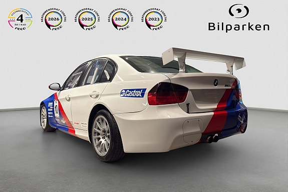 BMW 330Cd 3 of 5