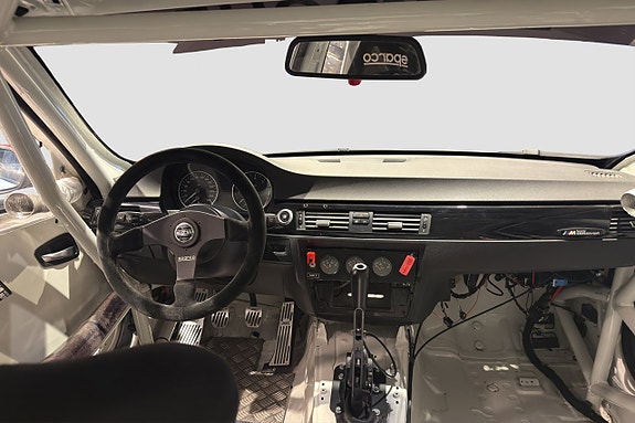 BMW 330Cd 14 of 17