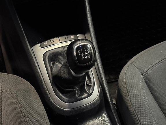 Kia Rio 13 of 26