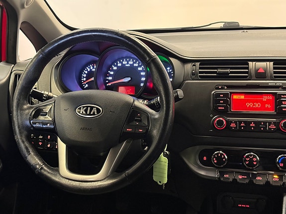 Kia Rio 16 of 26