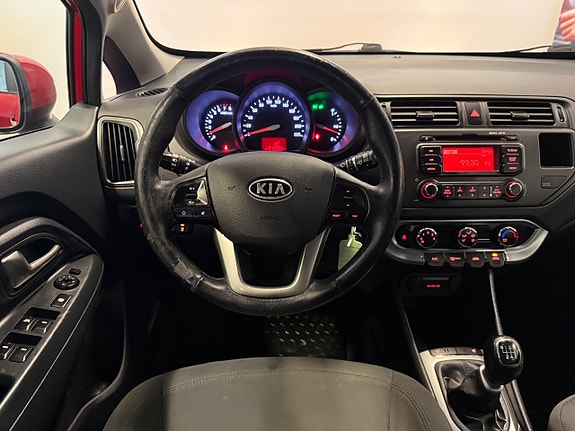 Kia Rio 14 of 26