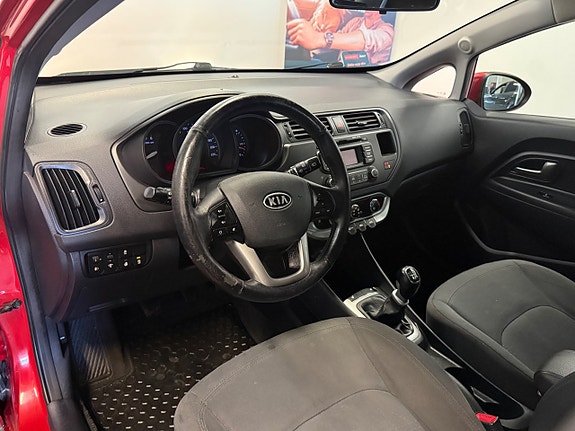 Kia Rio 11 of 26