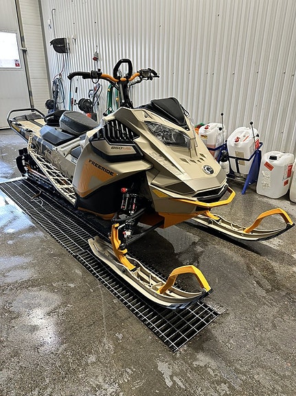 Ski-Doo Freeride STD 850 E-TEC Turbo 154" Sommarkampanj! 3 of 4
