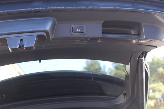 Jaguar F-PACE 4 of 14