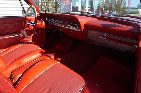 Chevrolet Impala 26 of 29