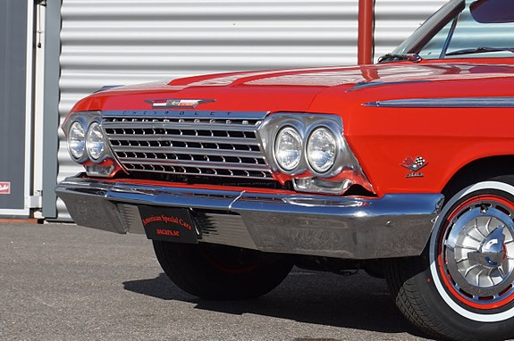 Chevrolet Impala 9 of 29