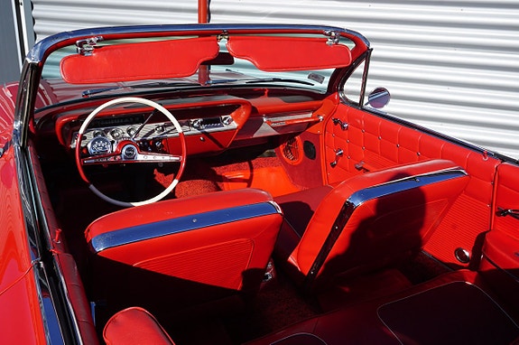 Chevrolet Impala 15 of 29