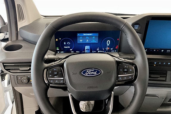 Ford Transit Custom 12 of 14