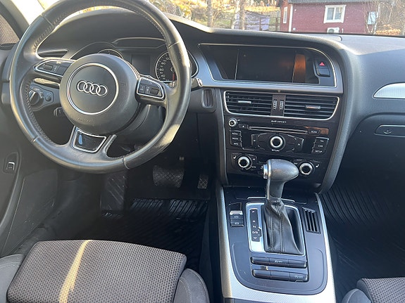 Audi A4 allroad 5 of 5