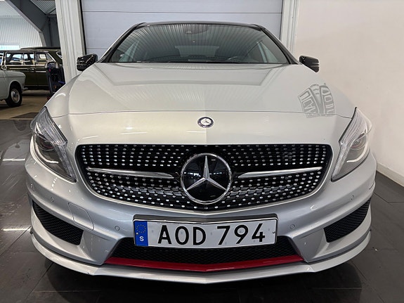 Mercedes-Benz A250 6 of 17