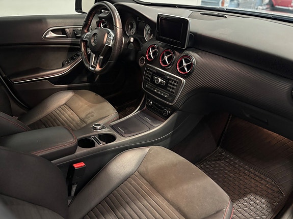 Mercedes-Benz A250 12 of 17
