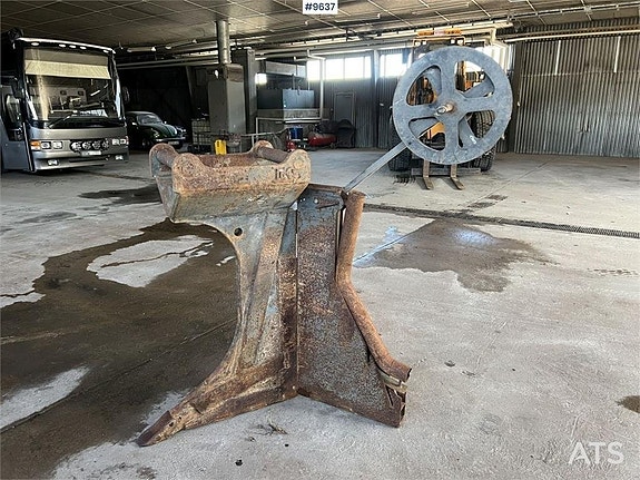 Kabelplog med S60 fäste (29,000:- ex moms)