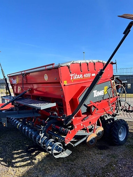 Tume Titan 4000