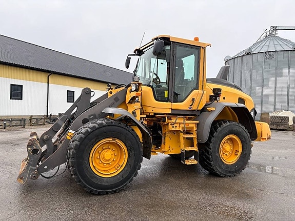 Volvo L60H lastmaskin, endast 3300 tim