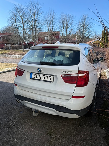 BMW X3 4 of 4