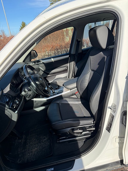 BMW X3 3 of 4