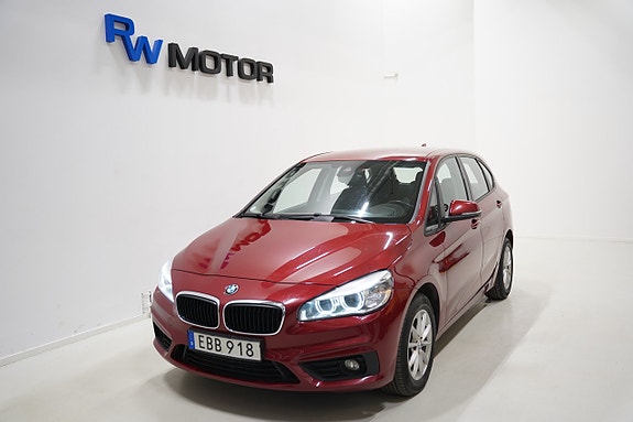 BMW 218 2 of 17