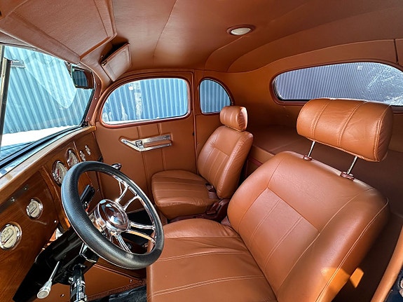 Ford Model 48 12 of 19