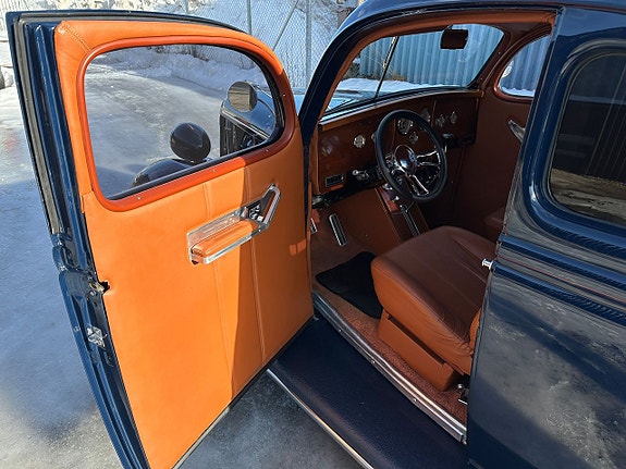 Ford Model 48 16 of 19