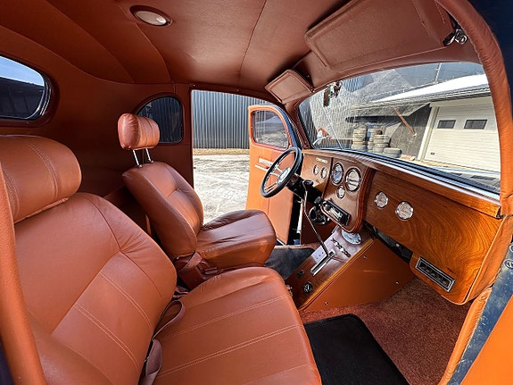 Ford Model 48 13 of 19