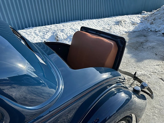 Ford Model 48 9 of 19