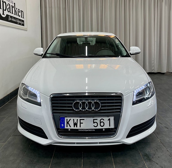 Audi A3 4 of 5