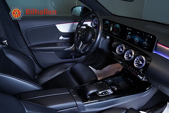 Mercedes-Benz CLA200 10 of 19