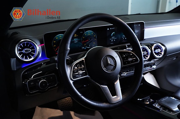 Mercedes-Benz CLA200 6 of 19