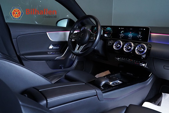 Mercedes-Benz CLA200 11 of 19