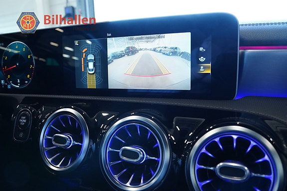 Mercedes-Benz CLA200 18 of 19